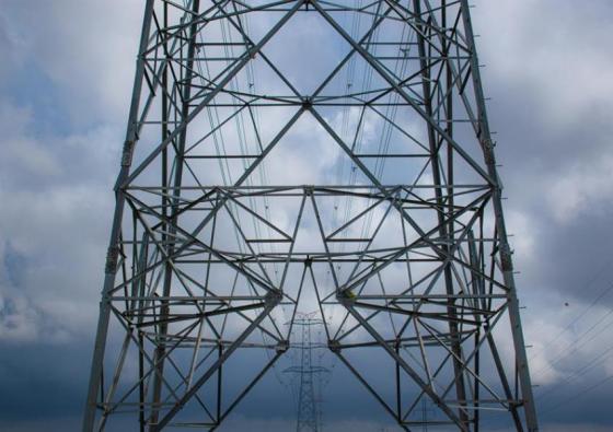 Electricity transmission line